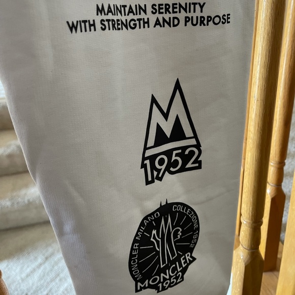 Moncler printed cotton sweatpants - Picture 4 of 10